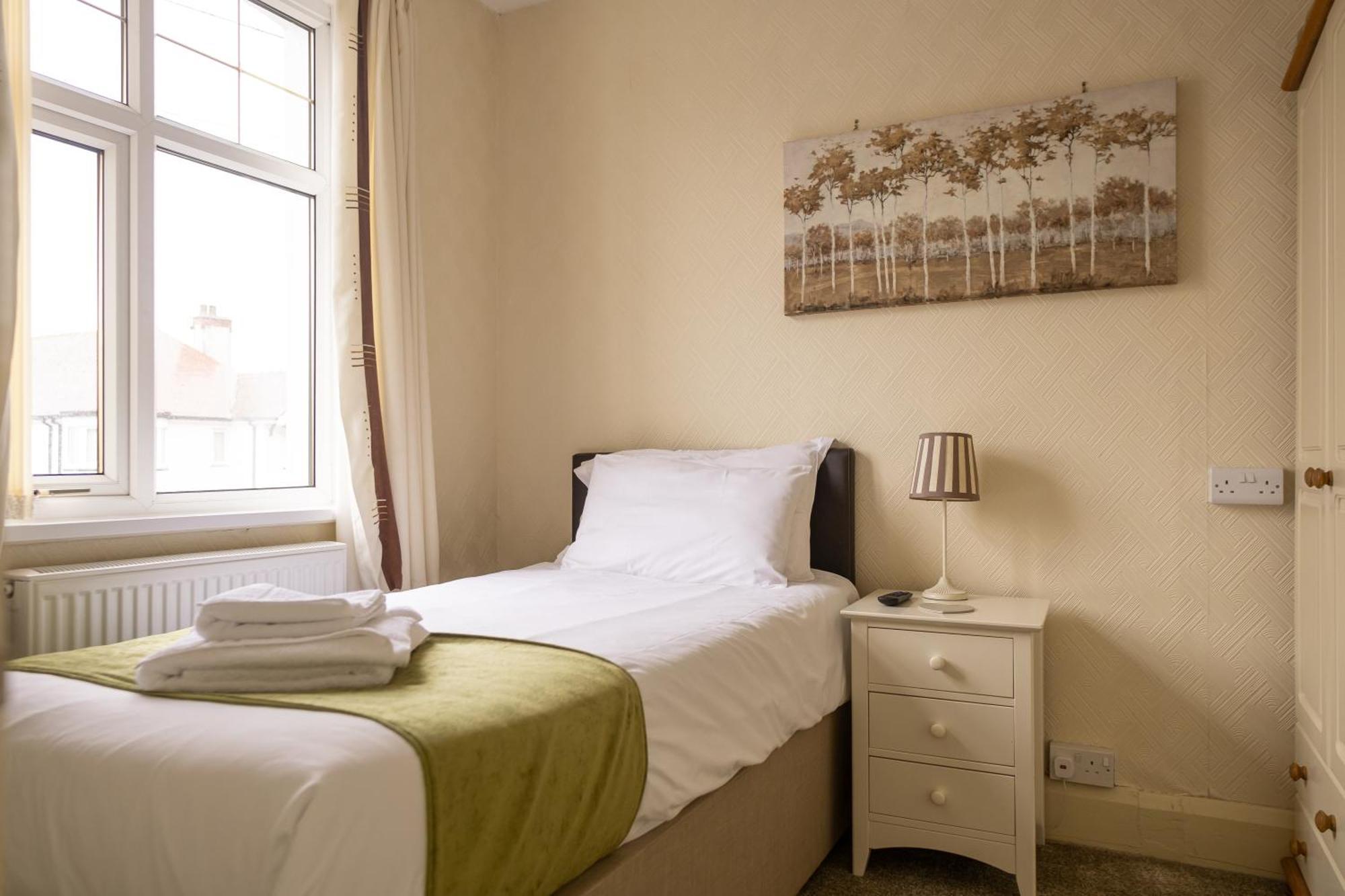 Bed and Breakfast The Kildare Skegness Zewnętrze zdjęcie